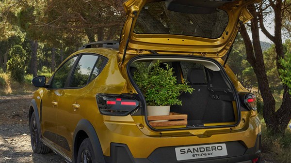 Dacia Sandero Stepway - boot space